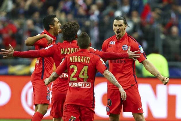 Aktuell Fußball, Frankreich, Finale Ligapokal, Paris St. Germain - SC Bastia joie Zlatan Ibrahimovic PSG Marquinhos PSG et equipe FOOTBALL Bastia vs Paris Saint Germain Finale Coupe de la Ligue 11 04 2015 GwendolineLeGoff Panoramic 