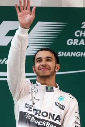 Motorsports: FIA Formula One World Championship WM Weltmeisterschaft 2015, Grand Prix of China, 44 Lewis Hamilton (GBR, Mercedes AMG Petronas Formula One Team), xHOCHxZWEIx