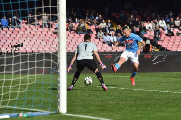 IPP20150412 Football - soccer: Serie A, SSC Neapel - AC Florenz, Gol di Hamsik marek (Hinweis: Verwendung nur in Deutschland - only Germany) xHOCHxZWEIx xItalyxPhotoxPressx 