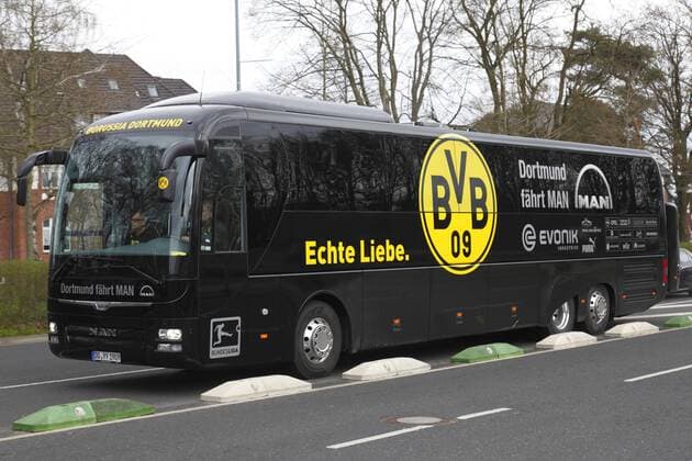Fussball, Spielerbus der Mannschaft von Borussia Dortmund, BVB, Bundesliga, 2014 2015