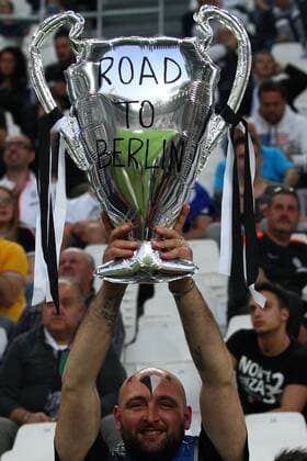 Juventus Fans Champions League Juventus Turin  - ZUMAn230