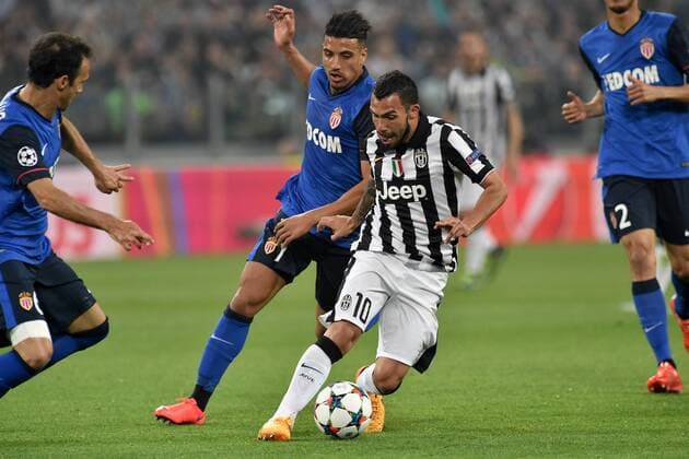 14.04.2015. Juventus Stadium, Turin, Italy. Champions League quarter-final first leg Juventus versus Monaco. Nabil Dirar (Mon) challenges Carlos Tevez (Juv) xGiuseppexMaffiax  ActionPlus11613051