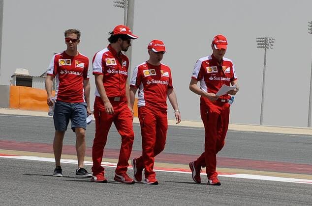 Sebastian Vettel, Scuderia Ferrari, formula 1 GP, Bahrain in Manama Shakir 17.04.2015 Photo:mspb Lukas Gorys Sebastian Vettel, formula 1 GP, Bahrain
