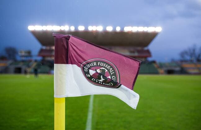 Berlin, Deutschland, 17.04.2015: Fußball NOFV Regionalliga Nordost Saison 2014 2015 - BFC Dynamo - FSV Zwickau. Friedrich-Ludwig-Jahn-Sportpark