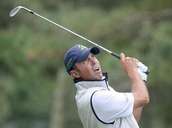 April 17, 2015 - Hilton Head, SC, USA - Matt Kuchar on the 9th hole during the second round of the RBC Heritage Presented by Boeing at Harbour Town Golf Links in Sea Pines on Hilton Head Island, S.C., on Friday, April 17, 2015. RBC Heritage, second round - ZUMAm67_
