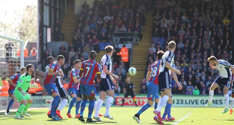 18.04.2015. London, England. Barclays Premier League. Crystal Palace versus West Bromwich Albion. James Morrison scores for WBA in the 2nd minute xJasonxHearnx  ActionPlus11613749