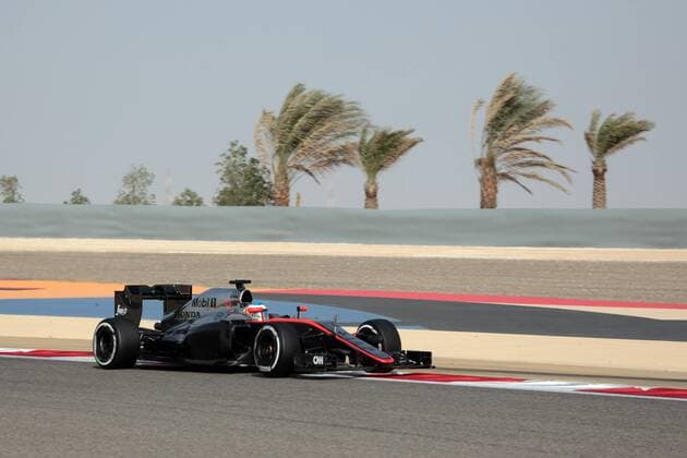 FORMULA 1 - Bahrain GP SAKHIR,BAHRAIN,18.APR.15 - MOTORSPORTS, FORMULA 1 - Grand Prix of Bahrain, Bahrain International Circuit, practice and qualifying. Image shows Fernando Alonso (ESP McLaren Honda). GEPAxpictures xFritzxMueller 