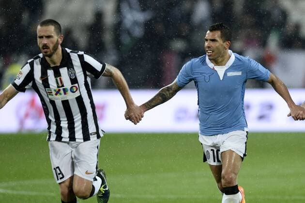 Serie A Juventus Turin - Lazio Rom Leonardo Bonucci-Carlos Tevez 