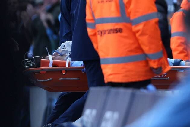 David Silva of Manchester City is stretchered off in a neck brace and on oxygen - Manchester City vs. West Ham United - Barclay s Premier League - Etihad Stadium - Manchester - 19 04 2015 Pic Philip Oldham Sportimage EDITORIAL USE ONLY. No use with unauthorised audio, video, data, fixture lists, club league logos or live services. Online in-match use limited to 120 images, no video emulation. No use in betting, games or single club league player publications.