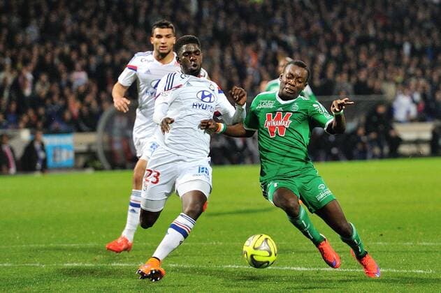 Samuel Umtiti (lyon) vs Max Alain Gradel (saint etienne) FOOTBALL : Olympique Lyon vs AS Saint Etienne ASSE - Ligue 1 - 19 04 2015 FredericChambert Panoramic 