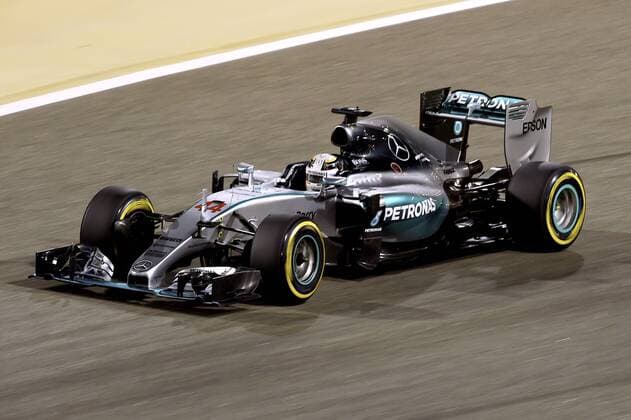 HAMILTON Lewis F1 Team Mercedes Petronas AMG Formel 1 GP von Bahrain 2015 am 19.April 2015 in Manama 