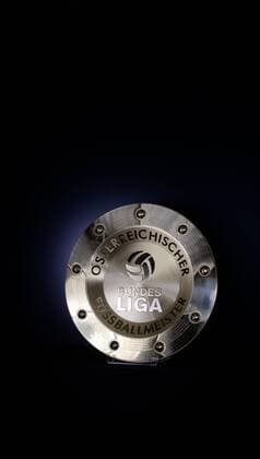 23.04.2015, Guertlerei Schnitzhofer, Faistenau, AUT, 1. FBL, Neuer Bundesliga Meisterteller, im Bild der eue Meisterteller gestaltet von Walter Schnitzhofer during the Presentation of the new Austrian Football Bundesliga Champions Trophy at the Guertlerei Schnitzhofer, Faistenau, Austria on 2015 04 23.  EX_JFK  