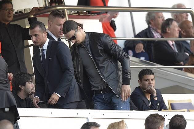 Zlatan Ibrahimovic (PSG) , Thiago Silva FOOTBALL : Paris Saint Germain PSG - OSC Lille LOSC - - Ligue 1 - 25 04 2015 JBAutissier Panoramic 