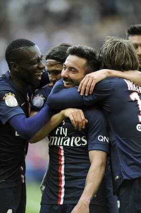 EQUIPE DE FOOTBALL DU PSG - EDINSON CAVANI (psg) - BLAISE MATUIDI (psg) - JOIE FOOTBALL : Paris St Germain (PSG) vs Lille OSC - Ligue 1 - 25 04 2015 FEP 