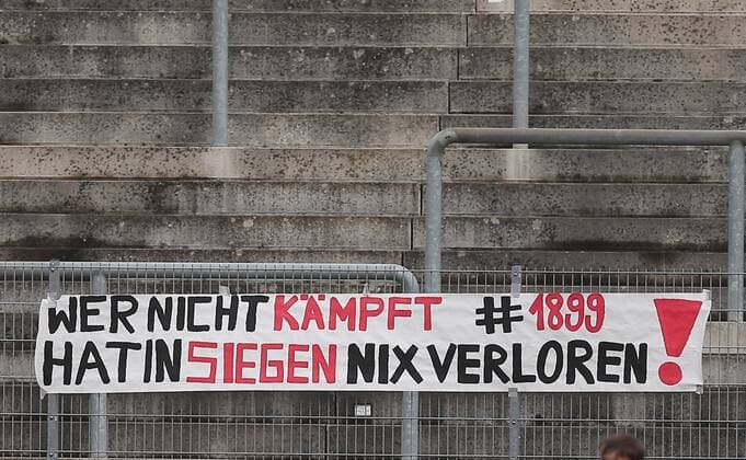 Fußball, Stadiongeschichte Sportfreunde Siegen Banner der Siegener Fans EP_cst