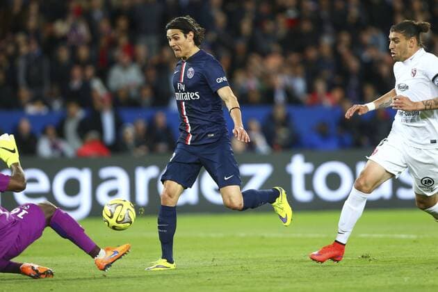 joie Edinson Cavani (PSG) FOOTBALL : Paris Saint Germain vs Metz - Ligue 1 - 28 04 2015 GwendolineLeGoff Panoramic 