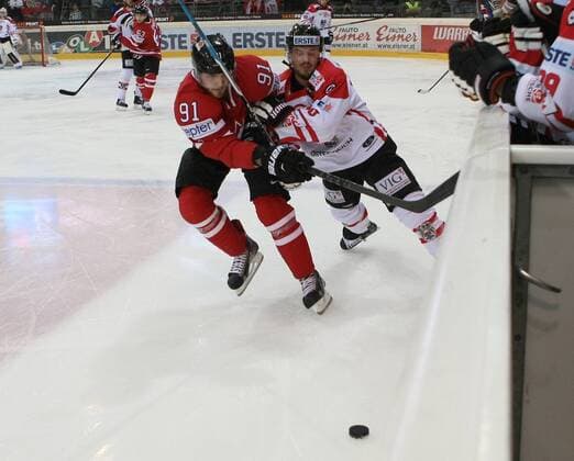 Ice hockey Eishockey - AUT vs CAN, test match VIENNA,AUSTRIA,29.APR.15 - ICE HOCKEY - OEEHV, international match Länderspiel Austria vs Canada, test match. Image shows Tyler Seguin (CAN) and Andreas Kristler (AUT). GEPAxpictures xChristianxOrt 