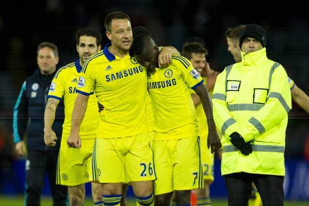 29.04.2015. Leicester, England. Barclays Premier League. Leicester City vs Chelsea. Chelsea players celebrate after the final whistle. xGrahamxWilsonx  ActionPlus11616679