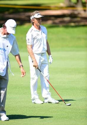 May 1, 2015: Bernhard Langer lines up his second shot on number one during first round action of the 2015 Insperity Invitational at Tournament Course of The Woodlands Country Club. GOLF: MAY 01 Champions Tour - Insperity Invitational - First Round Icon1500501013 EDITORIAL USE ONLY