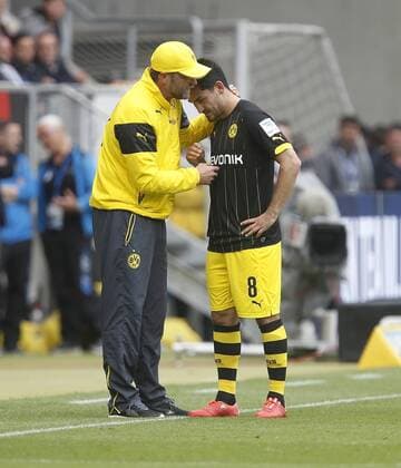 V.li. Trainer Jürgen Klopp (BVB) gibt Ilkay Gündogan (BVB) Anweisungen . 1899 Hoffenheim-Borussia Dortmund. Sinsheim, GER, 02.05.2015, 31. Spieltag Fussball-Bundesliga 2014-2015.