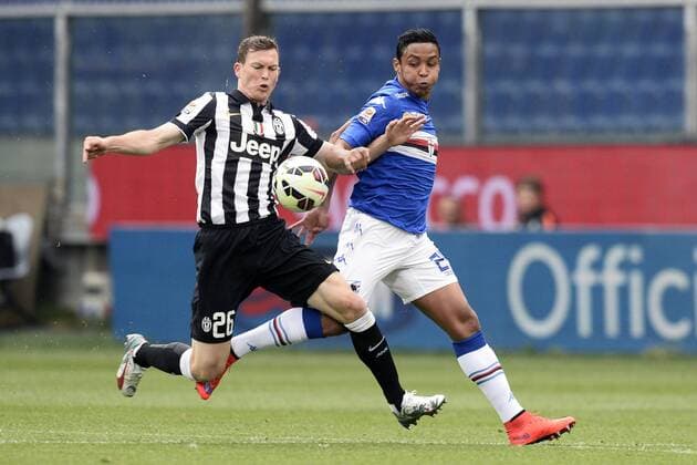 Db Genova 02 05 2015 - campionato di calcio serie A Sampdoria Genua vs Juventus Turin: Stephan Lichtsteiner-Luis Muriel 