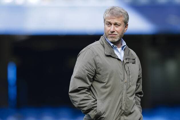 03.05.2015. London, England. Barclays Premier League. Chelsea versus Crystal Palace. Chelsea owner Roman Abramovich walks across the pitch at the end of the celebrations xCraigxMercerx  ActionPlus11618044