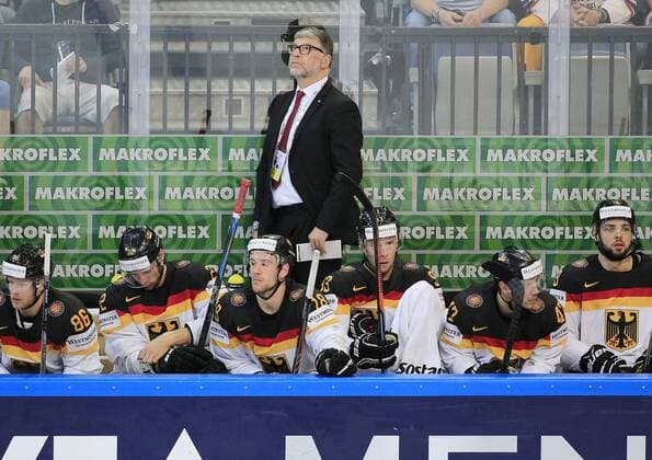 CORTINA Pat Trainer Team Deutschland Eishockey Weltmeisterschaften 2015 in Prag Spiel Kanada-Deutschland am 03. Mai 2015 in der O2 Arena in Prag 