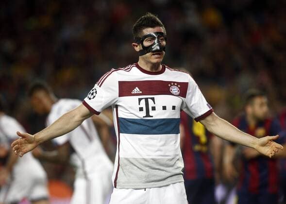 First leg of the UEFA Champions League 2014 2015 semifinals match played between FC Barcelona Barca and FC Bayern Munich. In this picture, Robert Lewandowski. xFRANCESCxADELANTADOx 