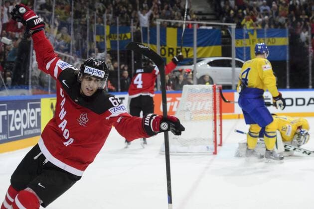 Tyler Ennis (CAN) celebrates a goal during the Ice hockey Eishockey World Championship WM Weltmeisterschaft Group A match Sweden vs Canada in Prague, Czech Republic, May 6, 2015. (CTKxPhoto MichalxKamaryt) CTKPhotoP201505061026801  kmt 11