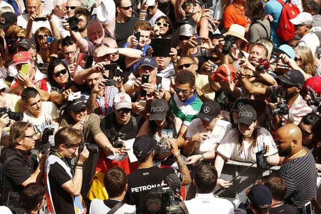 Motorsports: FIA Formula One World Championship WM Weltmeisterschaft 2015, Grand Prix of Spain, 44 Lewis Hamilton (GBR, Mercedes AMG Petronas Formula One Team), xHOCHxZWEIx