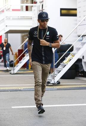 Motorsports: FIA Formula One World Championship WM Weltmeisterschaft 2015, Grand Prix of Spain, 44 Lewis Hamilton (GBR, Mercedes AMG Petronas Formula One Team), xHOCHxZWEIx