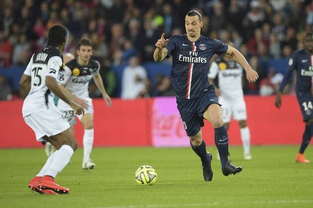 Zlatan Ibrahimovic (PSG) FOOTBALL : PSG vs Guingamp - Ligue 1 - 08 05 2015 JBAutissier Panoramic 
