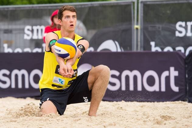 09.05.2015, Muenster, Schlossplatz smart beach tour, Supercup Münster Muenster, Hauptfeld Annahme Clemens Wickler