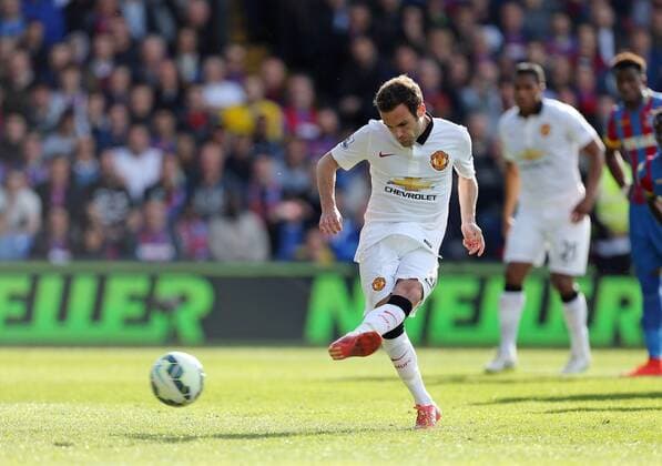 Manchester United ManU s Juan Mata scoring his sides opening goal Barclays Premier League - Crystal Palace vs Manchester United- Selhurst Park - England - 9th May 2015 - Picture David Klein Sportimage EDITORIAL USE ONLY. No use with unauthorised audio, video, data, fixture lists, club league logos or live services. Online in-match use limited to 120 images, no video emulation. No use in betting, games or single club league player publications.