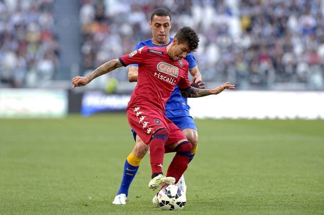 Aktuell Fußball, Italien, Juventus Turin - Cagliari Calcio Diego Farias Cagliari, Souza Orestes Romulo Juventus, Serie A 2014 2015 Juventus Turin - US Cagliari Calcio filippoxalfero