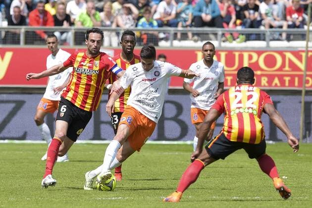 Jerome LE MOIGNE (Lens) vs Jonas MARTIN (Montpellier) FOOTBALL : RC Lens vs Montpellier - Ligue 1 - 10 05 2015 JBAutissier Panoramic 