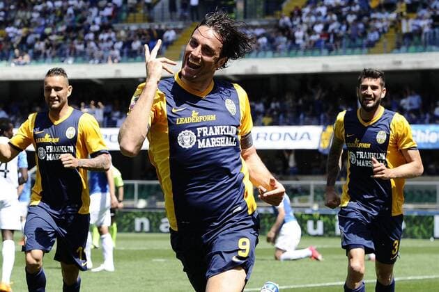 Aktuell Fußball, Italien, AC Chievo Verona - Hellas Verona Serie A Chievo Verona-Hellas Verona Torjubel Luca Toni 