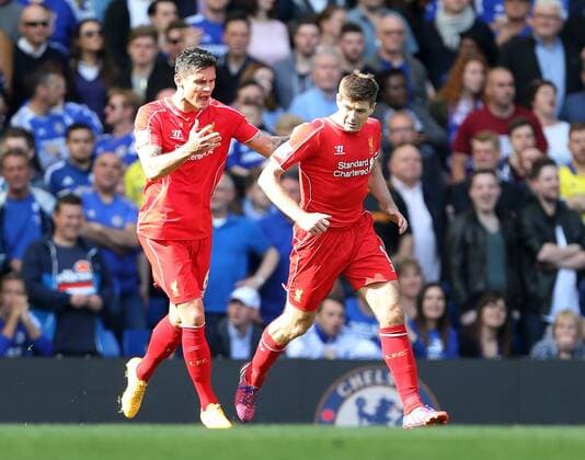 Aktuell Fußball, England, FC Chelsea - FC Liverpool Liverpool s Steven Gerrard celebrates scoring his sides second goal Barclays Premier League - Chelsea vs Liverpool- Stamford Bridge - England - 10th May 2015 - Picture David Klein Sportimage EDITORIAL USE ONLY. No use with unauthorised audio, video, data, fixture lists, club league logos or live services. Online in-match use limited to 120 images, no video emulation. No use in betting, games or single club league player publications.