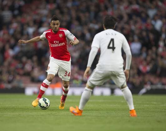 Aktuell FuÃŸball, England, Premier League, FC Arsenal - Swansea City 11.05.2015. London, England. Barclays Premier League. Arsenal versus Swansea. Arsenal s Francis Coquelin runs at the Swansea defence. xNigelxCookex  ActionPlus11620222