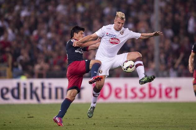 Facundo Roncaglia (Genoa), Maxi Lopez (Torino), MAY 11, 2015 - Football Soccer : Italian Serie A match between Genoa 5-1 Torino at Stadio Comunale Luigi Ferraris Marassi in Genova, Italy. Noxthirdxpartyxsales  (ptmb075067)