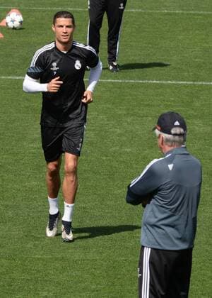 Aktuell Fußball, Champions League, Training FC Real Madrid ESPANA, MADRID 12 APR: Carlo Ancelotti, Cristiano Ronaldo training in Ciudad Deportiva Real Madrid (Valdebebas), for the next match Champions League 2014 15 Real Madrid VS Juventus in Stadium Santiago Bernabeu (Madrid). 12th of April 2015 (Madrid). (Isa Saiz Cordon Press). 