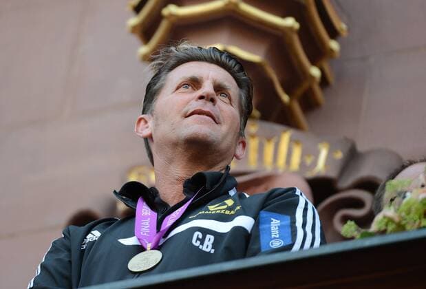 15.05.2015 Frankfurt am Main, Römer Kaisersaa UEFA WomenâÄ™s Champions League Sieger 1. FFC Frankfurt wie im Römer empfangen ( FFC Frankfurt) Trainer Colin Bell (FFc Frankfurt) ganz ergriffen