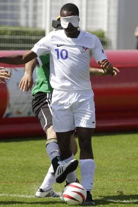 Aktuell Blindenfußball, Länderspiel, Frankreich - Deutschland Yvan Wouandji Blindenfußball Frankreich - Deutschland - 15 05 2015 Panoramicx 