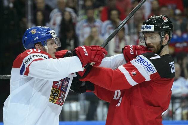 Left to right: Jakub Krejcik (CZE) and Sean Couturier (CAN) scuffle during the Ice hockey Eishockey World Championships semifinal match Canada vs Czech Republic in Prague, Czech Republic, May 16, 2015. (CTKxPhoto MichalxKamaryt) CTKPhotoP201505160356201  kmt 8