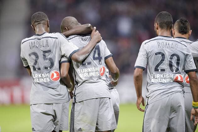 Aktuell Fußball, Frankreich, Ligue 1, OSC Lille - Olympique Marseille joie de FANNI Rod (OM) apres son but joie des joueurs MArseillais FOOTBALL : OSC Lille LOSC vs OM Olympique Marseille - Ligue 1 - 16 05 2015 JBAutissierx 