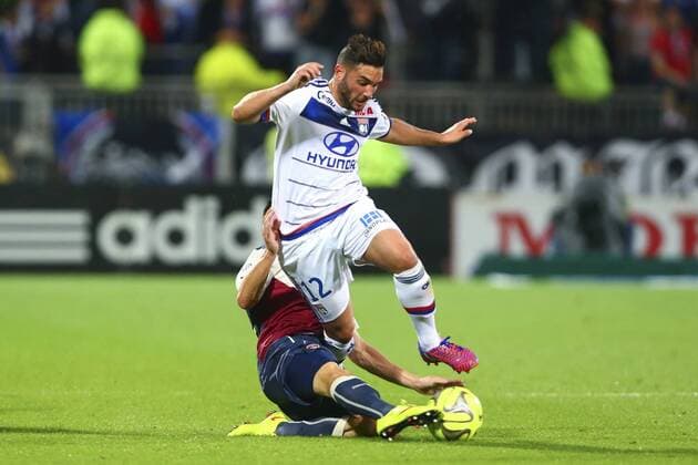 Aktuell Fußball, Frankreich, Ligue 1, Olympique Lyon - Girondins Bordeaux Jordan Ferri (Lyon) vs Robin MAULUN (Bordeaux) FOOTBALL : Lyon vs Bordeaux - Ligue 1 - 16 05 2015 - GwendolineLeGoff Panoramic 