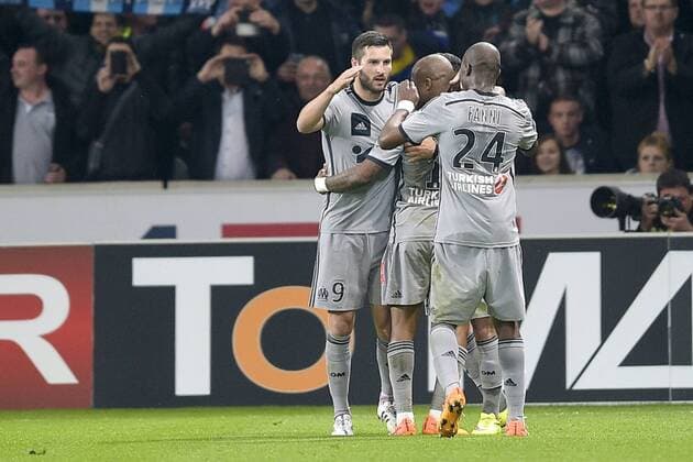 Aktuell Fußball, Frankreich, Ligue 1, OSC Lille - Olympique Marseille joie des joueurs Marseillais apres le but de ALESSANDRINI Romain (OM) FOOTBALL : Lille vs OM - Ligue 1 - 16 05 2015 JBAutissier Panoramic 