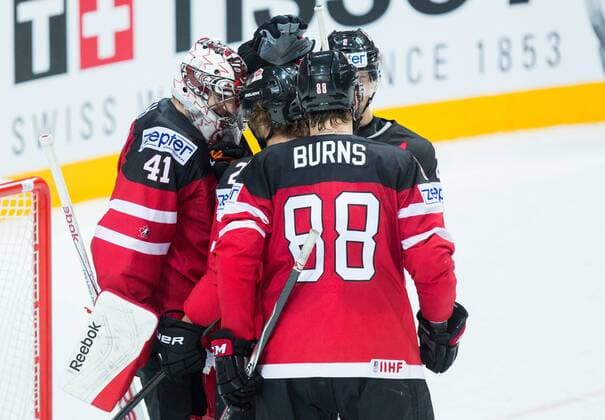 16.05.2015, O2 Arena, Prag, CZE, IIHF, WM, Kanada vs Tschechien, Halbfinale, im Bild Mike Smith of Canada, Claude Giroux of Canada, Dan Hamhuis of Canada, Brent Burns of Canada celebrate after winning during the IIHF Icehockey World Championships Semifinal Match between Canada and Czech Republic at the O2 Arena in Prag, Czech Republic on 2015 05 16. EP_pon