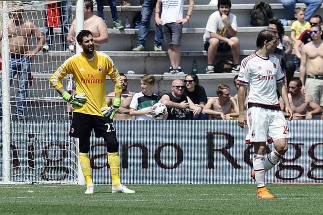 Aktuell Fußball, Italien, Serie A, Sassuolo Calcio - AC Milan Reggio Emilia 17 05 2015 - Serie A US Sassuolo - AC Milan foto DanieleBuffa -- Diego Lopez, Gabriel Paletta 