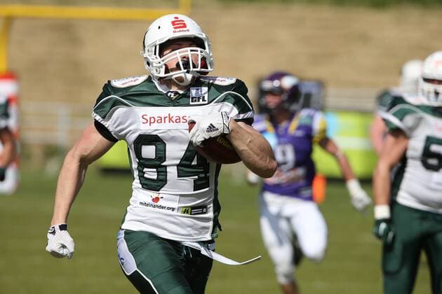 AMERICAN FOOTBALL - Big6, Vikings vs Unicorns VIENNA,AUSTRIA,17.MAY.15 - AMERICAN FOOTBALL - Big6 European Football League, Vienna Vikings vs Schwaebisch Hall Unicorns. Image shows Moritz Boehringer (Unicorns). GEPAxpictures xMarioxKneisl